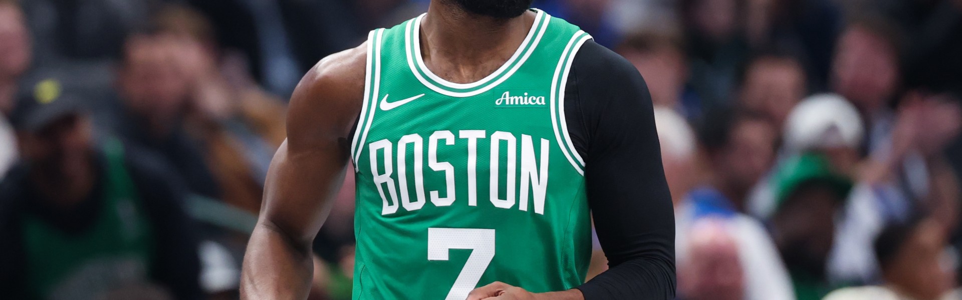 GGPoker洲-杰伦·布朗：我不会刻意造犯规也不假摔 但现在好像不得不这样做